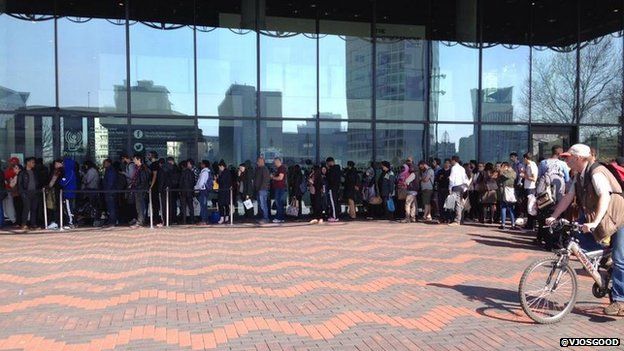 Queues outside the Library of Birmingham