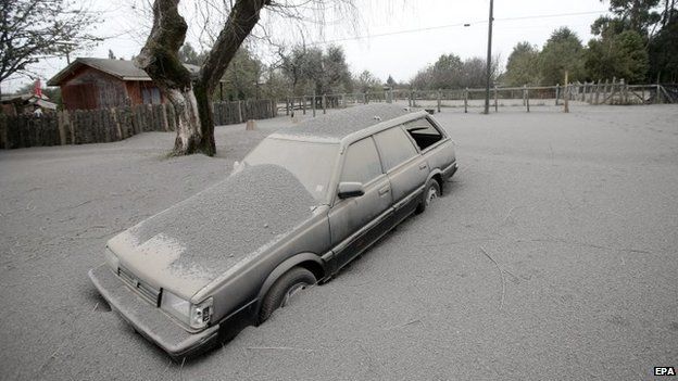 View of a vehicle covered in ash at the Ensenada locality, on the outskirts of Calbuco volcano, which erupted on 22 April after 40 years without activity, Los Lagos region, south of Chile, on 23 April 2015.