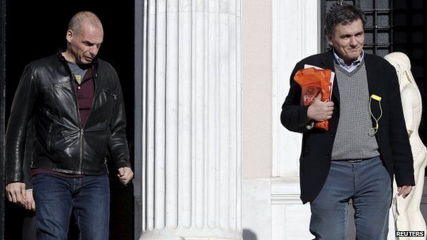Yanis Varoufakis (L) and Euclid Tsakalotos (R) on 27 April