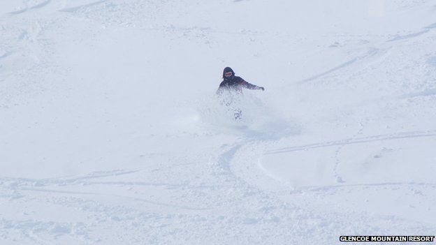 Glencoe Mountain ski resort 'has best powder snow on planet' - BBC News