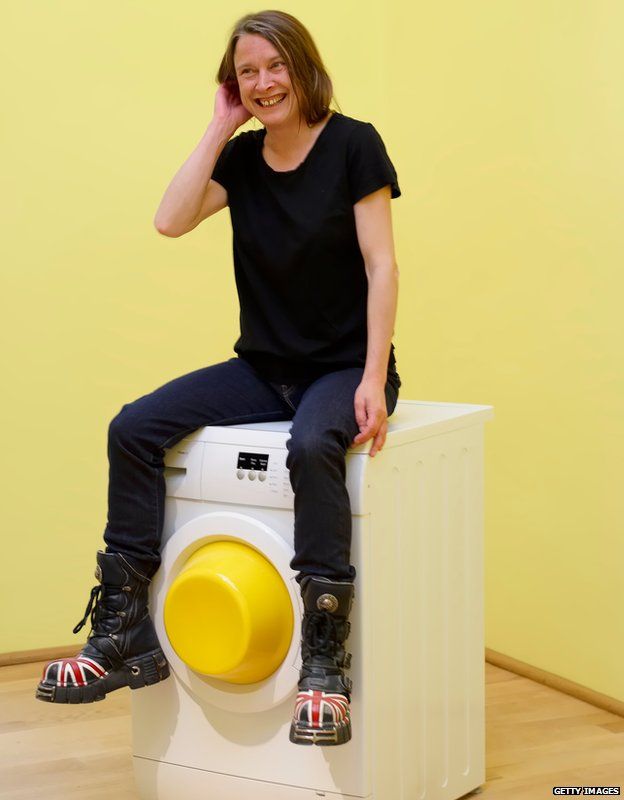 Sarah Lucas Unveils Bawdy British Show At Venice Biennale - BBC News