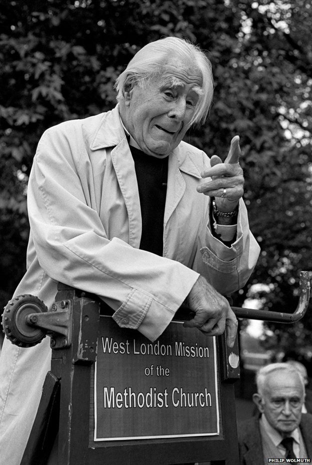 Lord Soper, Methodist and Christian Socialist, at Speakers' Corner, Hyde Park, London, where he spoke regularly from 1926 until his death in 1998