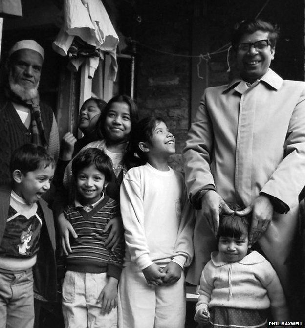 Holland Estate Bangladeshi residents photographed in the 1980s