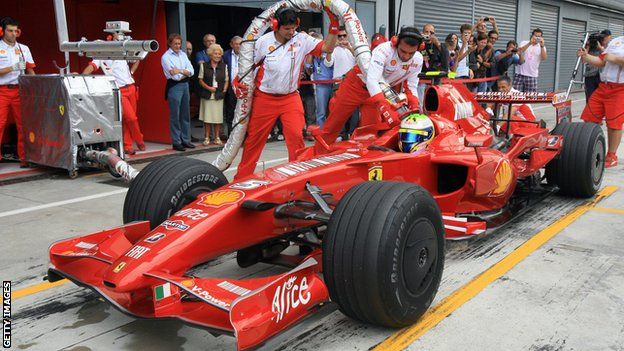 A Ferrari being refuelled in 2008