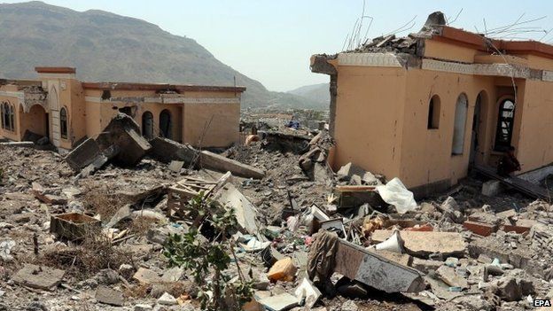 Destroyed buildings in Ibb, southern Yemen. Photo: 13 May 2015