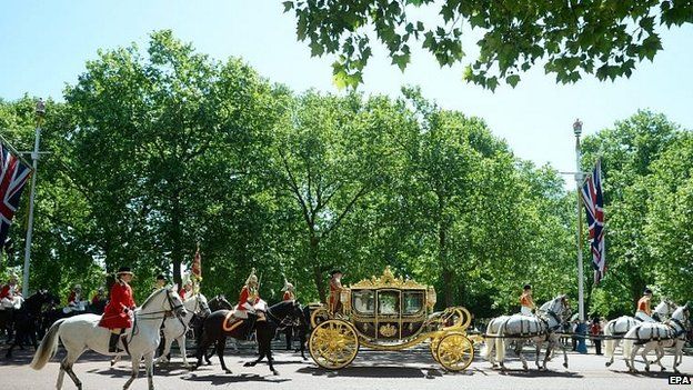 The Queen heads back to Buckingham Palace