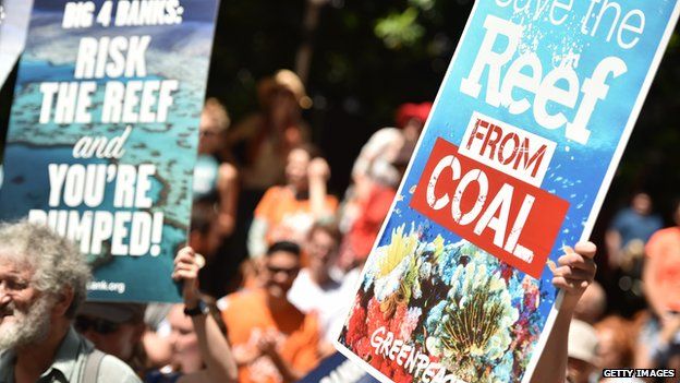Protestors in Sydney call on banks not to fund development on the Great Barrier Reef