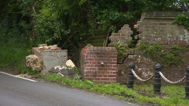 The damaged wall on the B3078