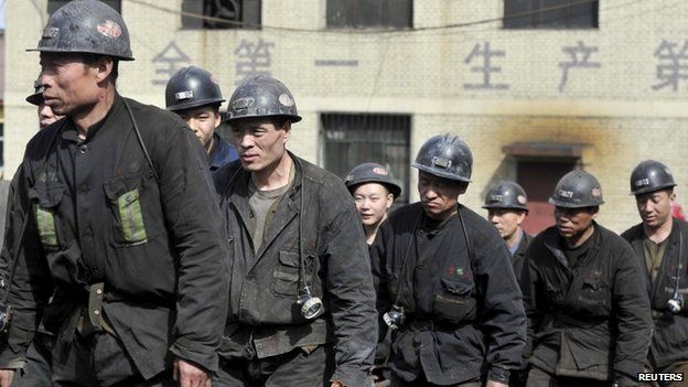 Coal miners in in Datong, Shanxi province (21 April 2015)