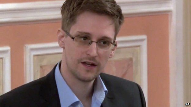Snowden speaks in Moscow