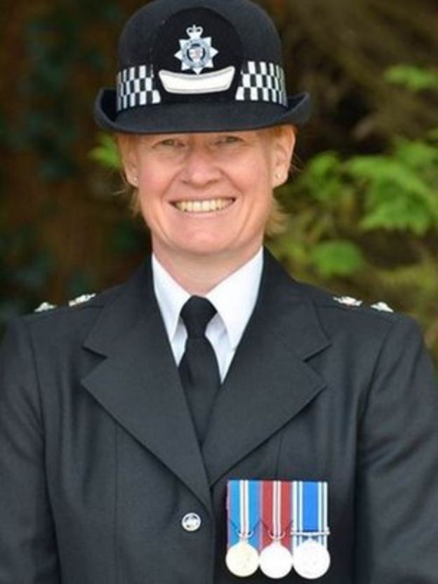 Somerset floods officer appointed MBE - BBC News