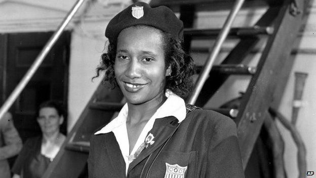 File photo from 17 August 1948, showing US Olympic team member Alice Coachman arriving from London on the USS Washington into New York City.