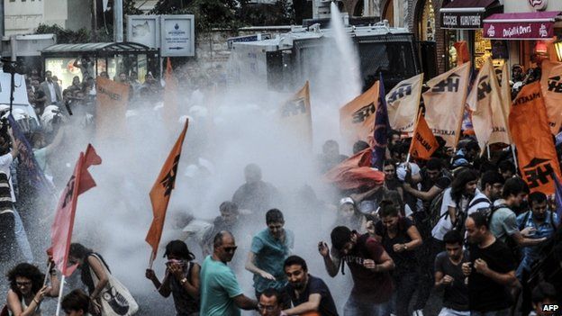 Anti-Erdogan protest in Istanbul. 28 Aug 2014