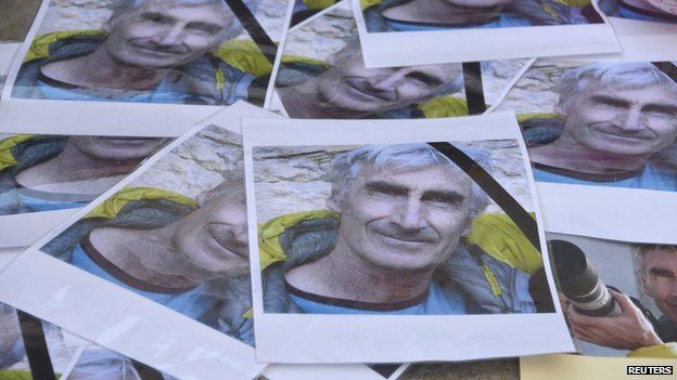 фотографии убитого французского туриста Эрве Гурделя во Франции 25 сентября 2014