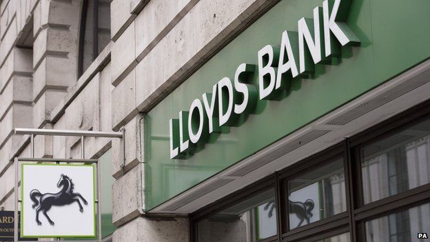 Government nets £500m from latest Lloyds share sales - BBC News