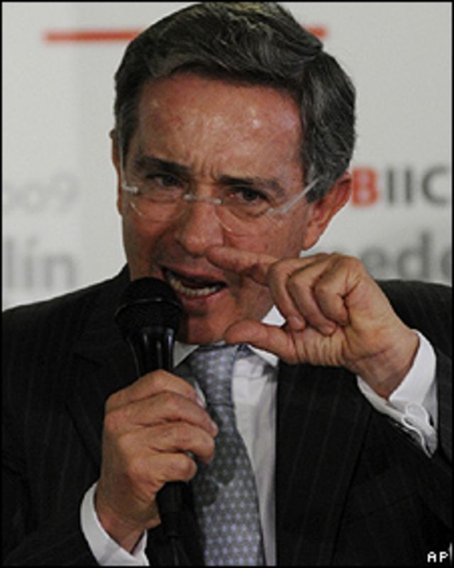 Álvaro Uribe, presidente de Colombia