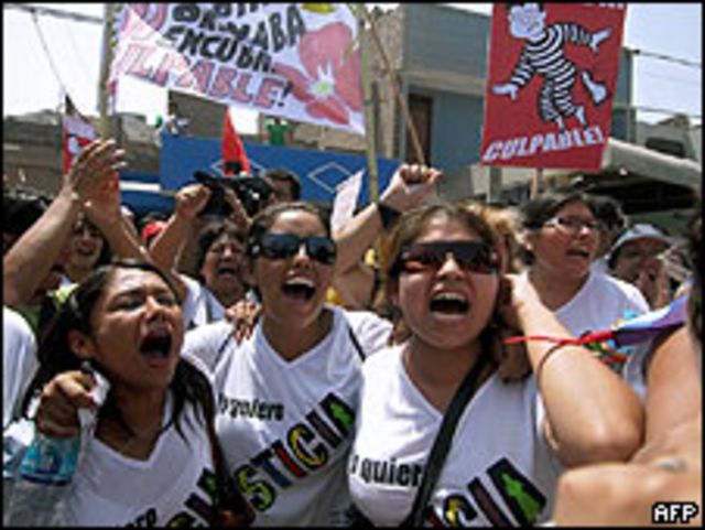 Oponentes del ex presidente peruano Alberto Fujimori.