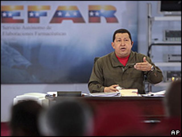 Hugo Chávez, presidente de Venezuela, informa sobre el accidente