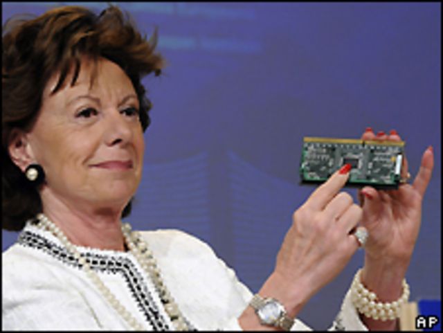 Neelie Kroes, Comisionada de Competencia de la Unión Europea.