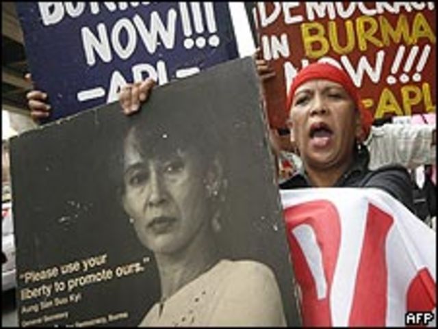 Protestas en Manila a favor de Aung San Suu Kyi