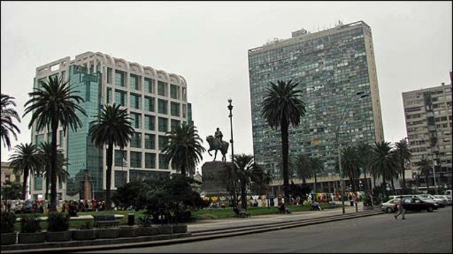 Torre Ejecutiva de Montevideo, sede de la Presidencia de Uruguay. Foto:Veronica Psetizki.