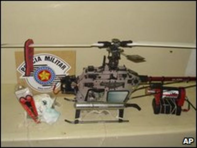 Helicóptero a control remoto.