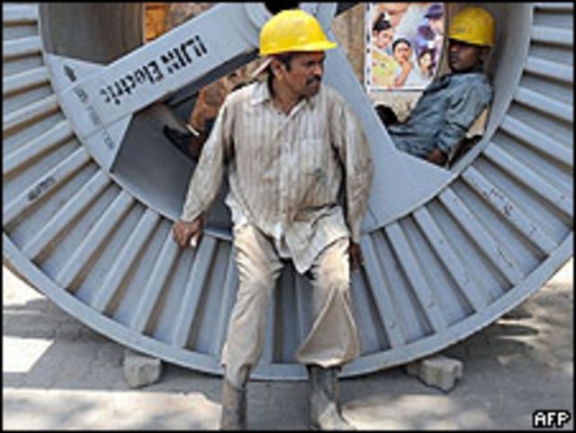 Obrero de la construcción en Mumbai, India.