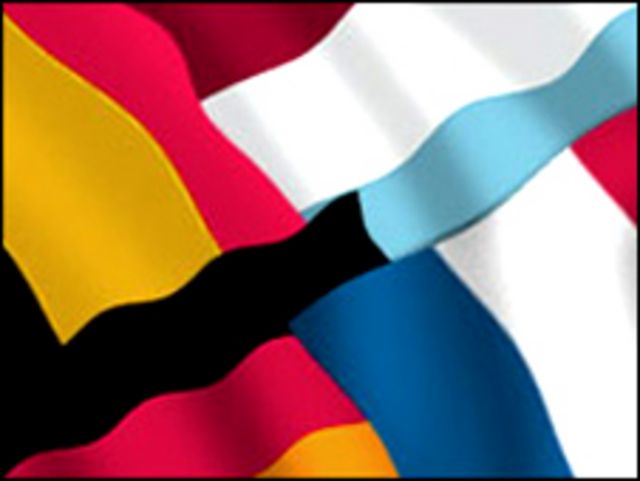 Banderas de países miembros de la Unión Europea