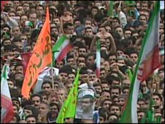 Simpatizantes del presidente Ahmadinejad