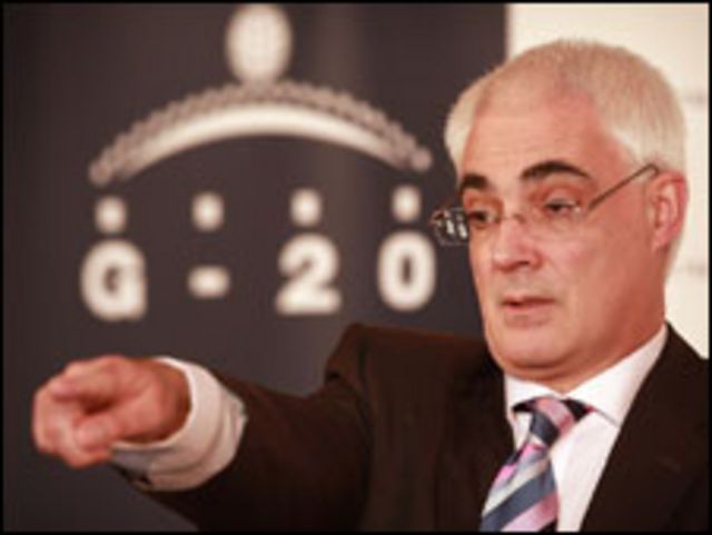 Alistair Darling ministro Finanzas británico