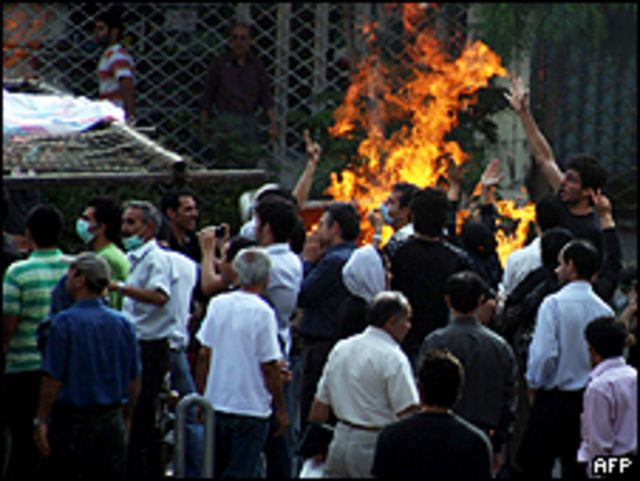 Manifestantes en Teherán