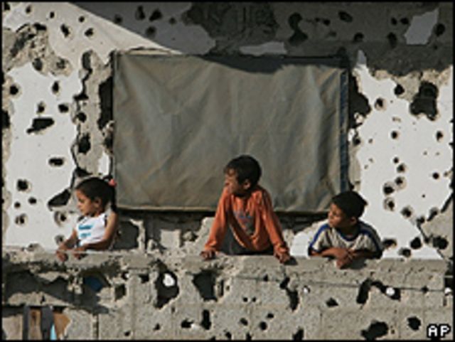 Niños en la ciudad de Rafah. Foto de archivo: 20-06-09