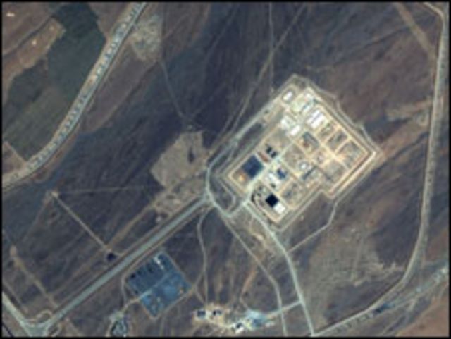صورة بالاقمار الصناعية لمفاعل نووي ايراني