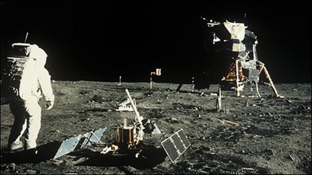 Foto original tomada por el Apolo 11