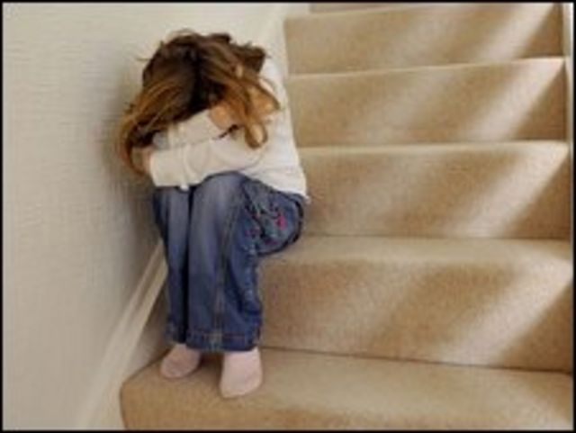 تم تبني القانون حتى لا يتخذ المعتدون على الاطفال من التربية ذريعة