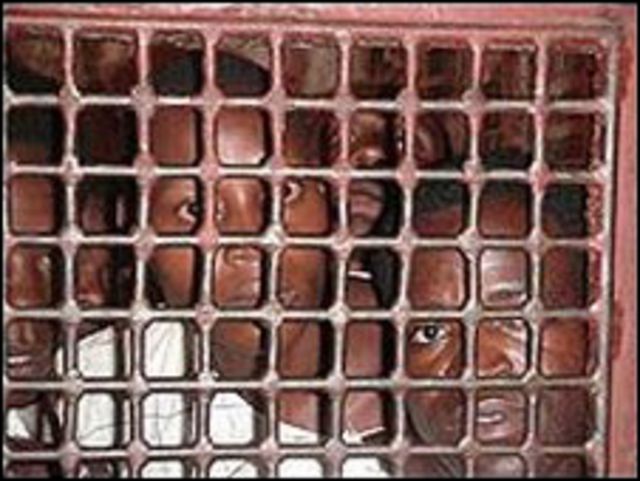 سجناء كينيون