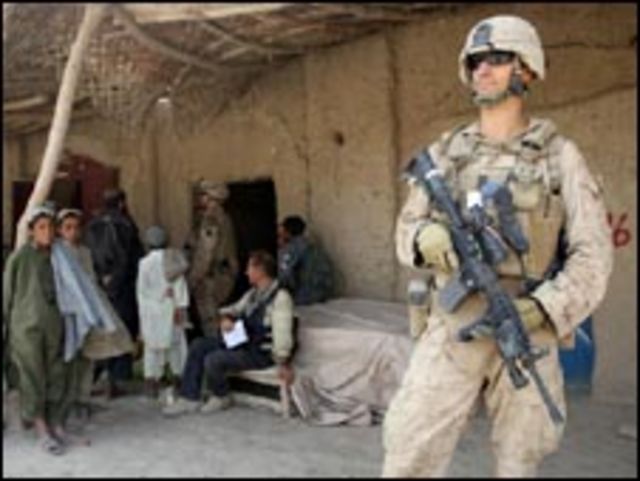 جندي امريكي في افغانستان