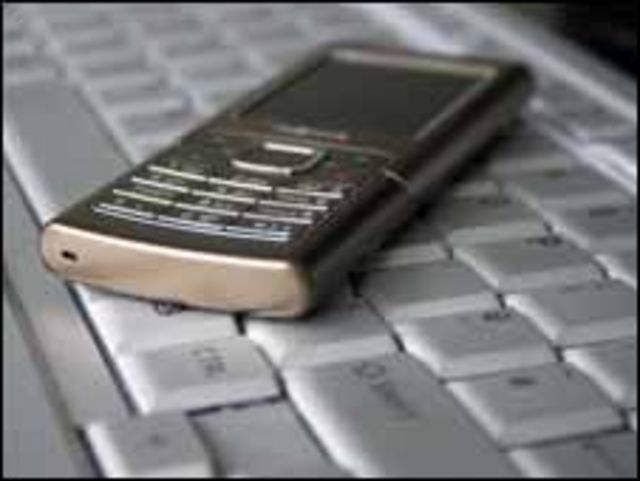 Teclado y celular