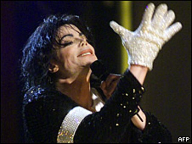 Color de malva Resentimiento pasión US$49.000 por un guante de Jackson - BBC News Mundo