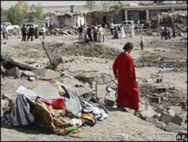 آثار تفجير في بلدة قرب الموصل