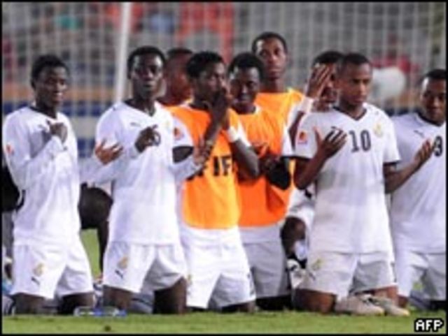 فريق غانا بعد الفوز على المجر