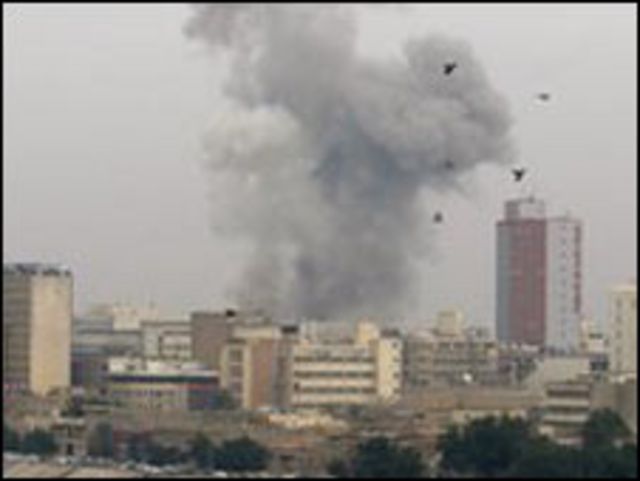 伊拉克首都巴格達發生連續汽車爆炸導致數百人傷亡