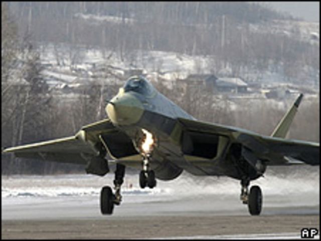 Prototipo del avión Sukhoi T-50