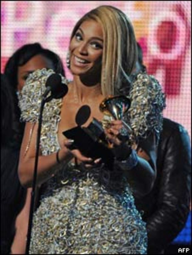 Beyoncé recibe premio Grammy