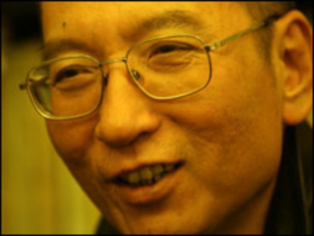 百人公开信促颁诺贝尔和平奖予刘晓波 - BBC News 中文