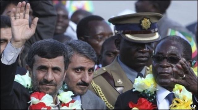 الرئيس الإيراني، أحمدي نجاد يزور روبرت موجابي
