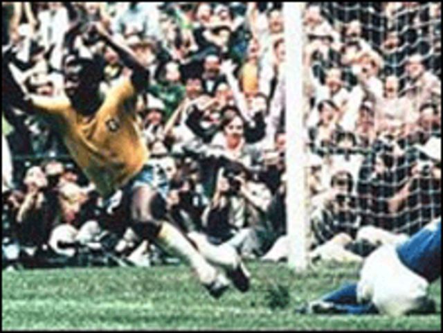 VÍDEO: Pelé? Brasileiro faz gol antológico no Campeonato Russo