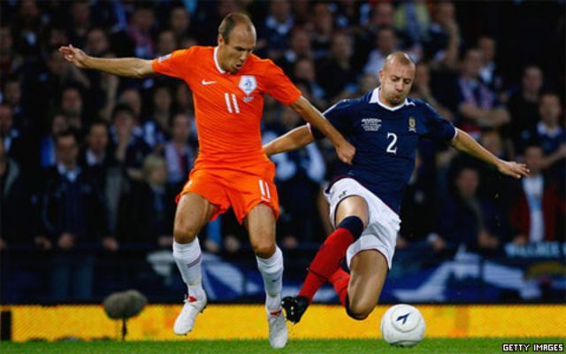Arjen Robben siap diturunkan setelah kondisinya membaik