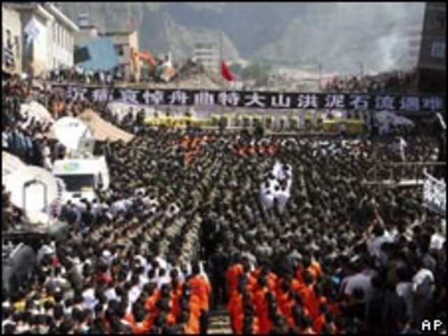 Berkabung di Zhouqu
