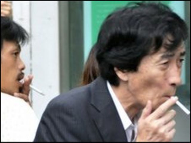 Japonya'da sigara tiryakileri